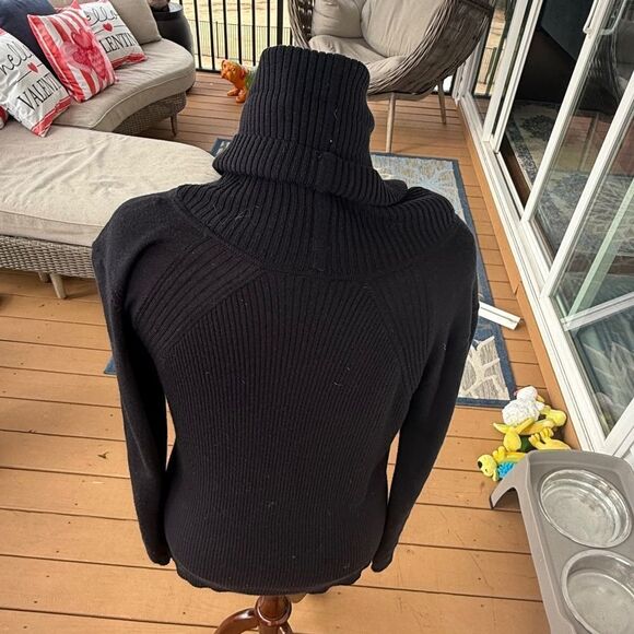 LULULEMON RIBBED TURTLE NECK SWEATER - Picture 2 of 6